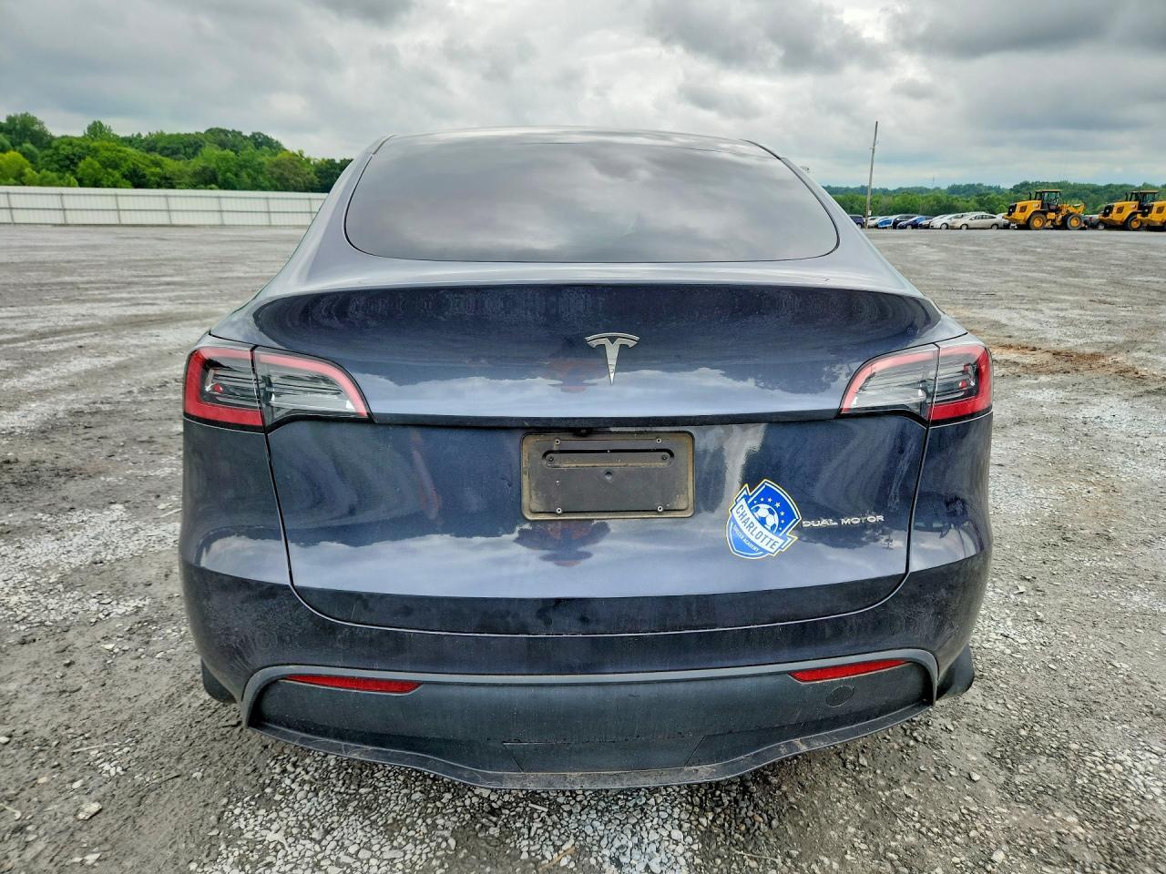 2023 Tesla Model Y - Image 6