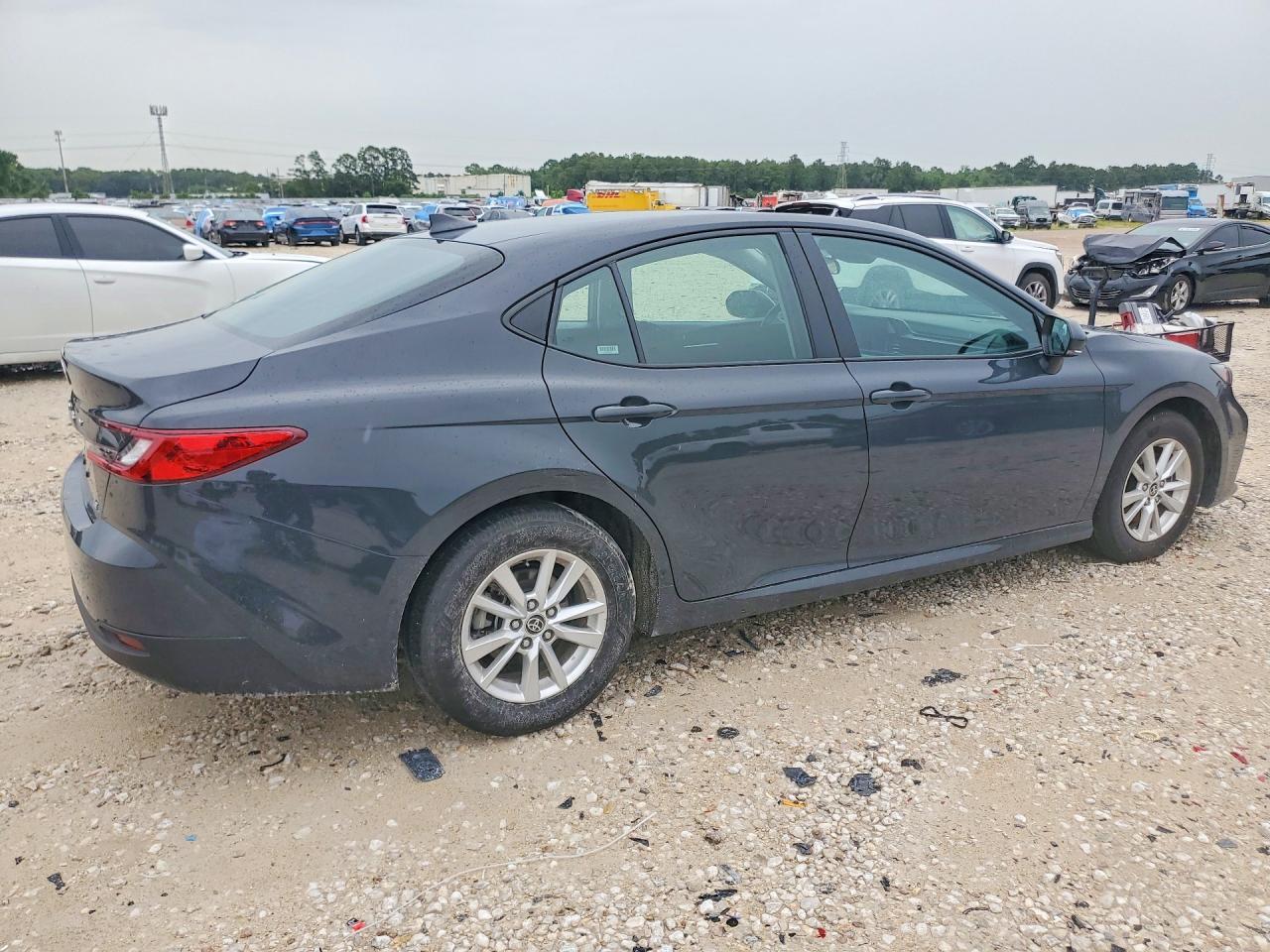 2025 Toyota Camry Le - Image 3