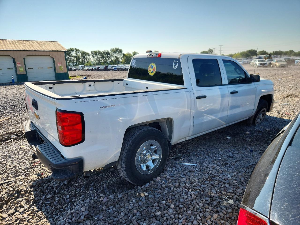 2015 Chevrolet Silverado K1500 - Image 3