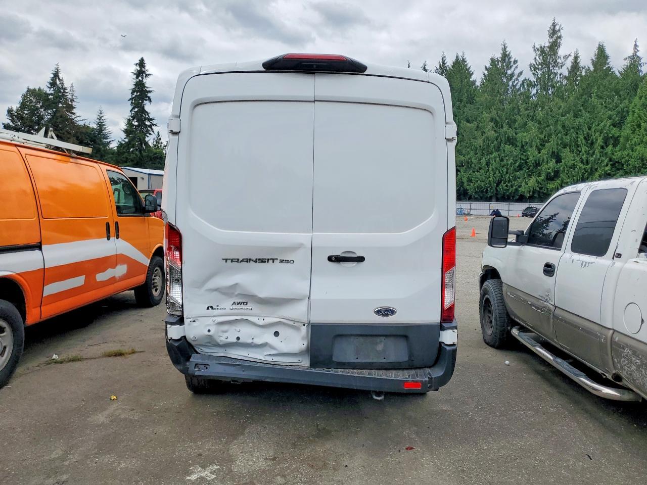 2022 Ford Transit T-250 - Image 6