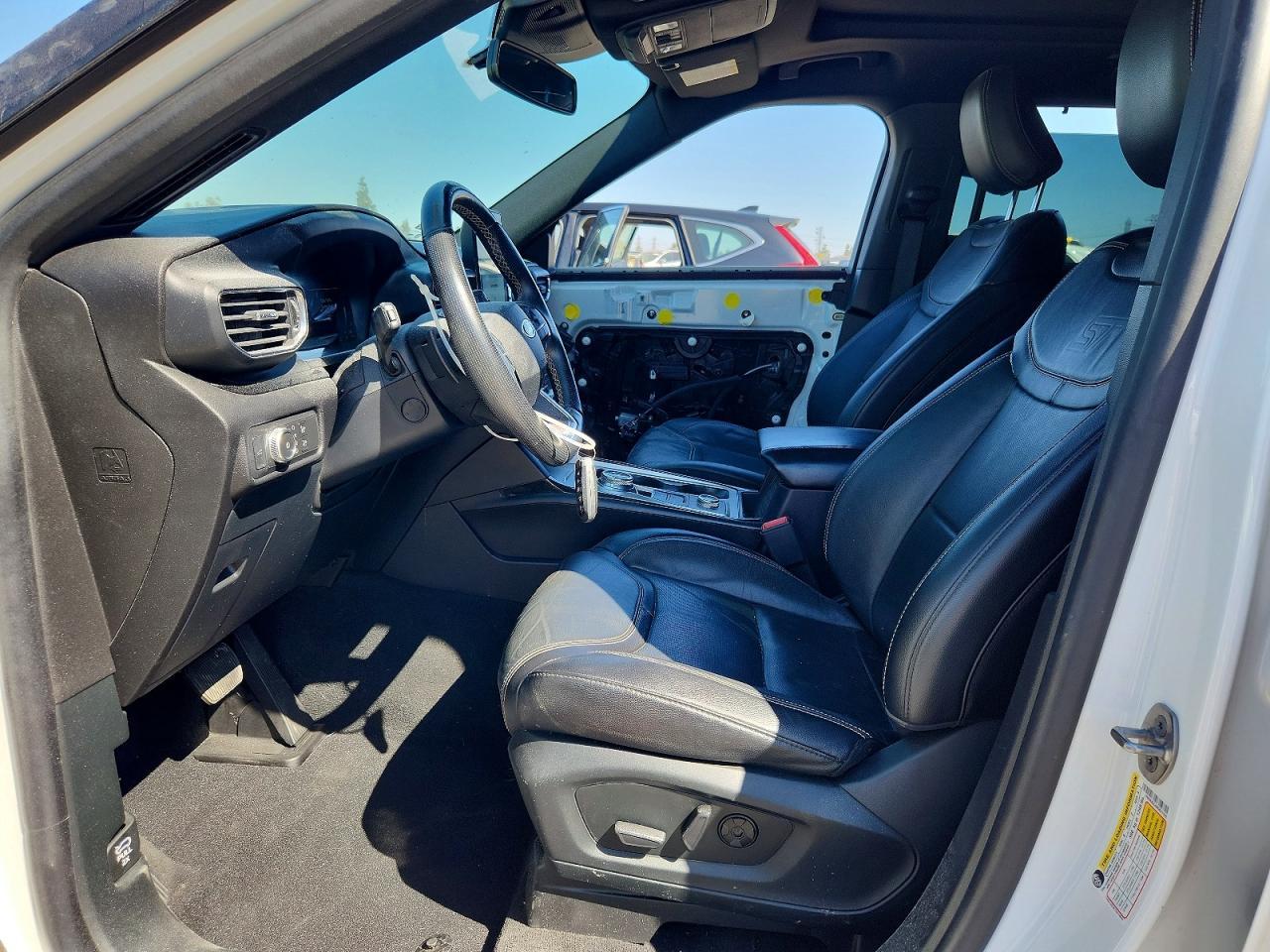 2021 Ford Explorer St - Image 7