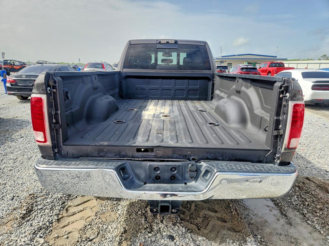 2018 Ram 2500 Laramie - Фото 6