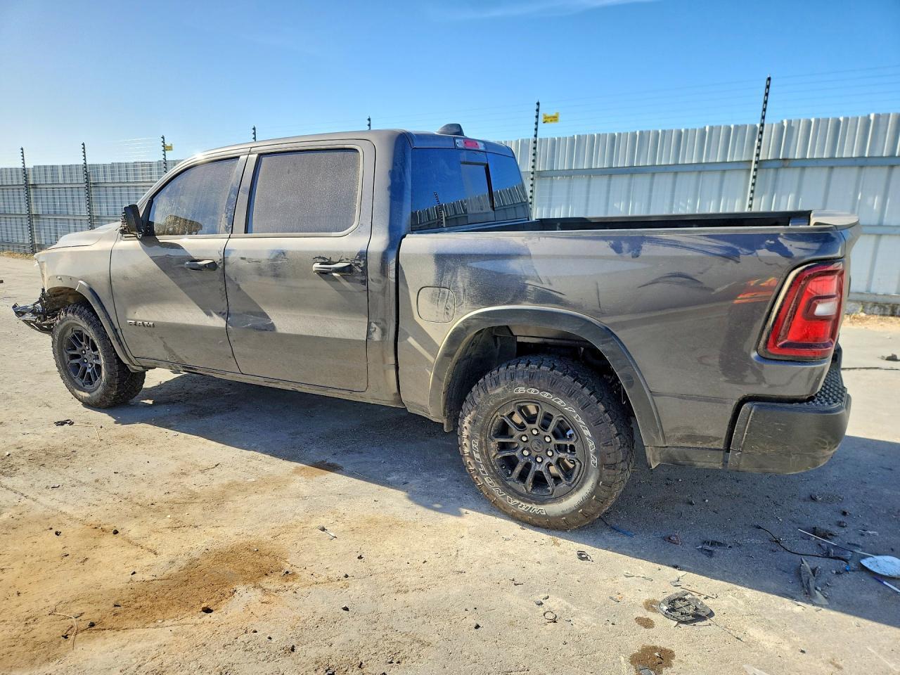 2026 Ram 1500 Rebel - Фото 2