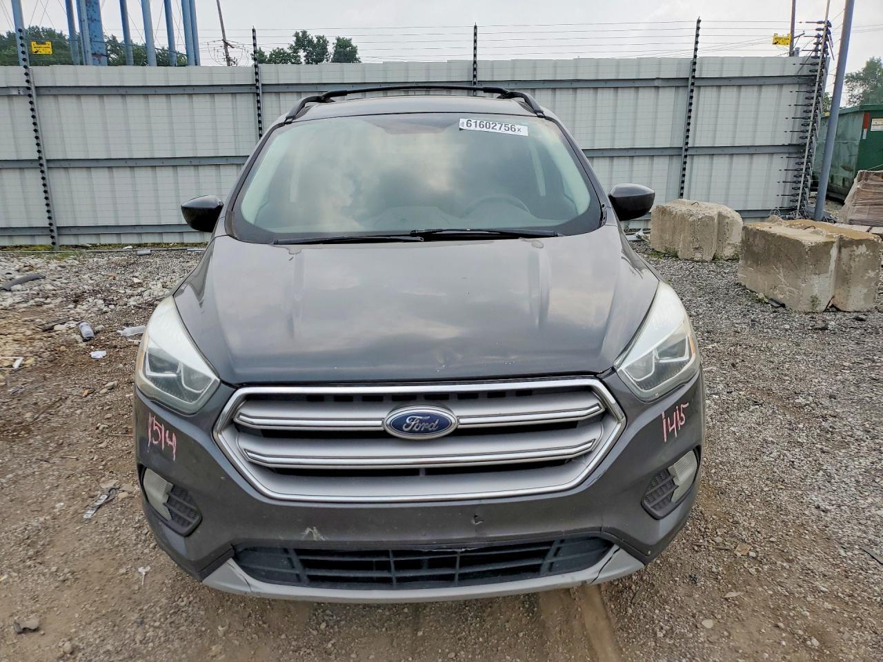 2017 Ford Escape Se - Фото 5