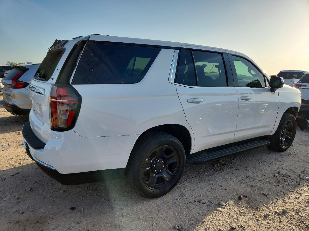 2023 Chevrolet Tahoe C1500 - Фото 3