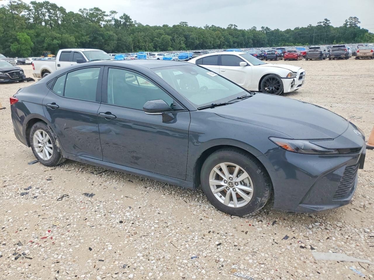 2025 Toyota Camry Le - Image 4