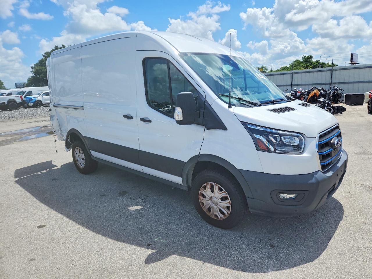 2022 Ford Transit 350 Delivery Van - Фото 4