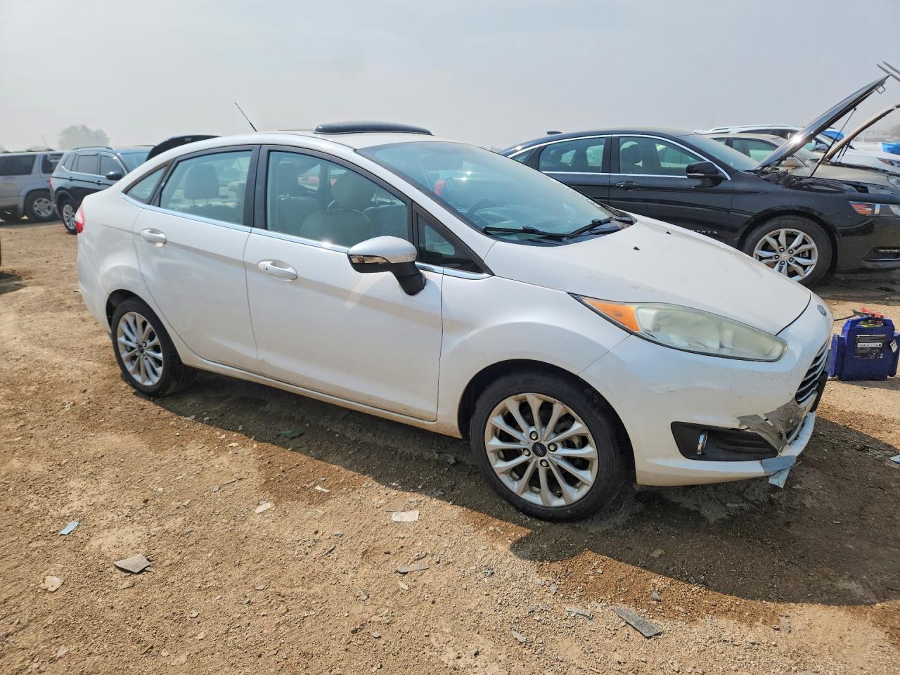2017 Ford Fiesta Titanium - Фото 4