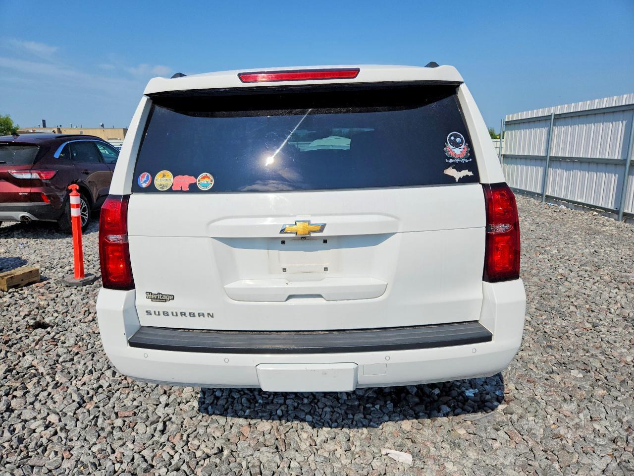 2017 Chevrolet Suburban K1500 Lt - Фото 6