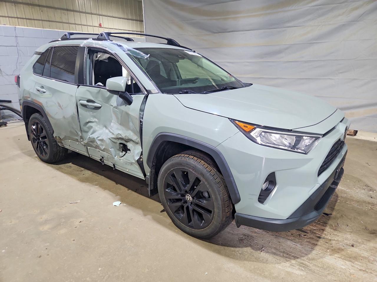 2020 Toyota Rav4 Xle Premium - Фото 4