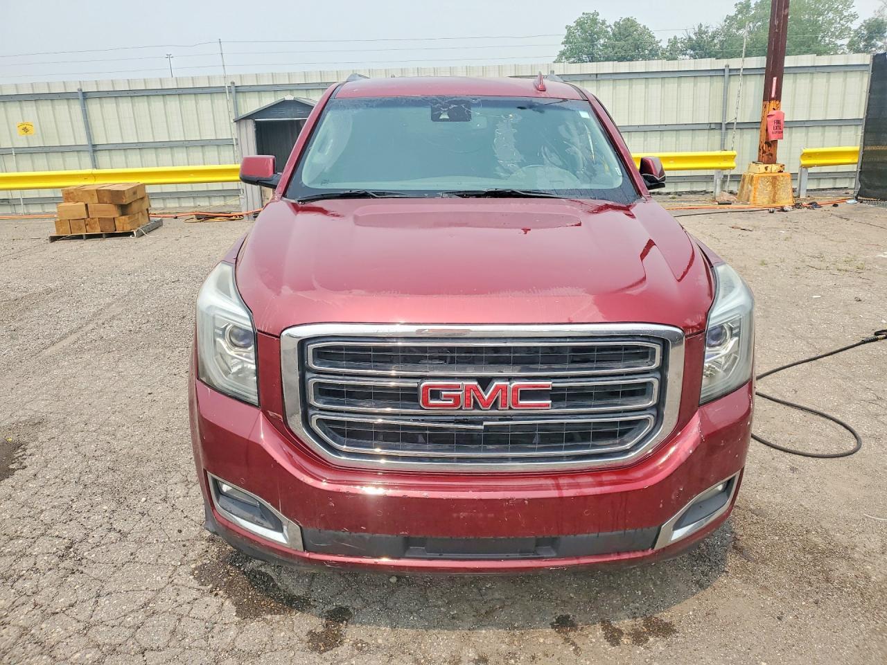 2017 GMC Yukon Sle - Фото 5