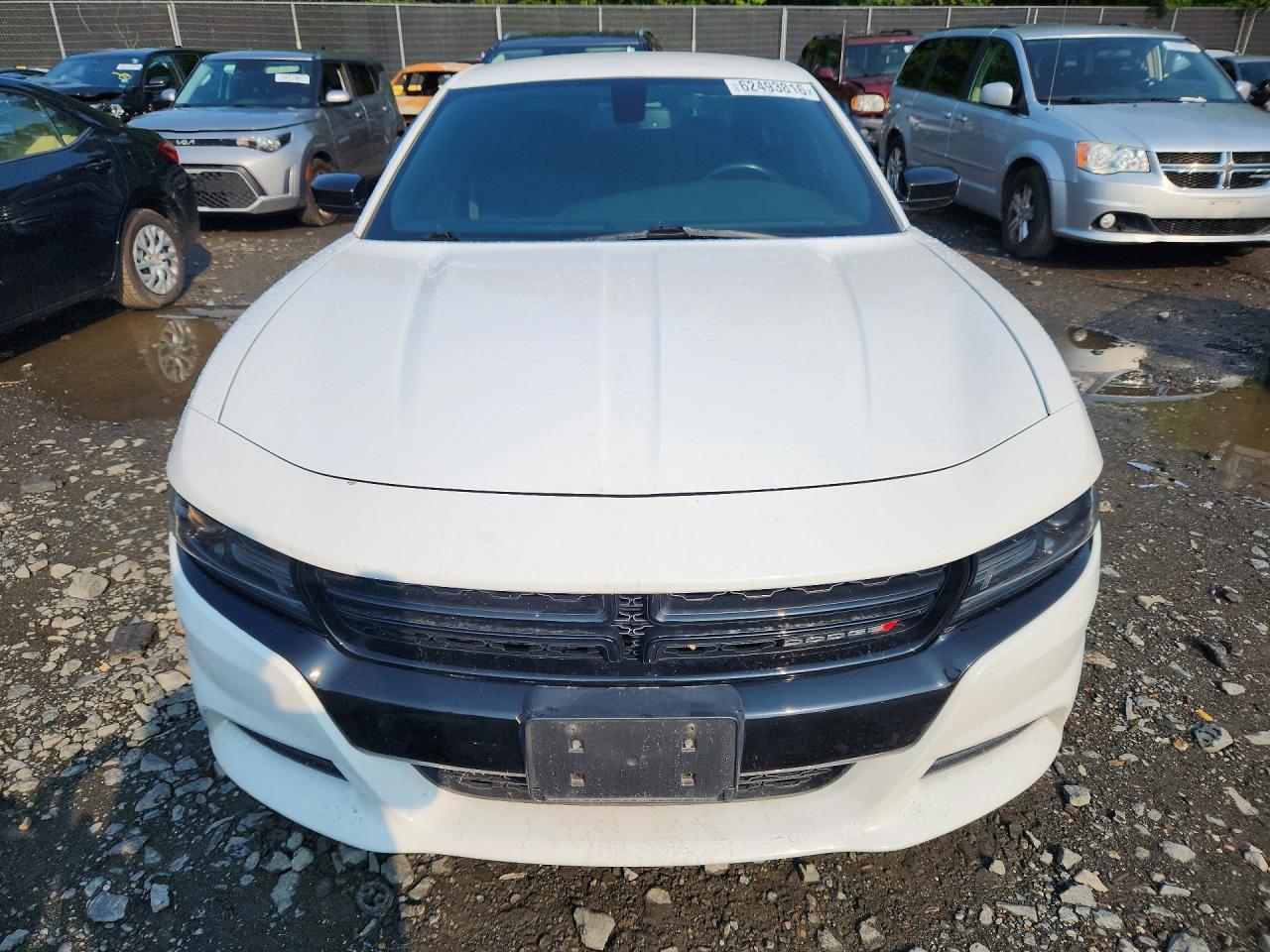 2019 Dodge Charger Sxt - Image 5