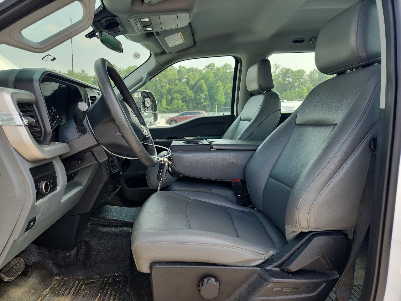 2024 Ford F250 Super Duty - Фото 7