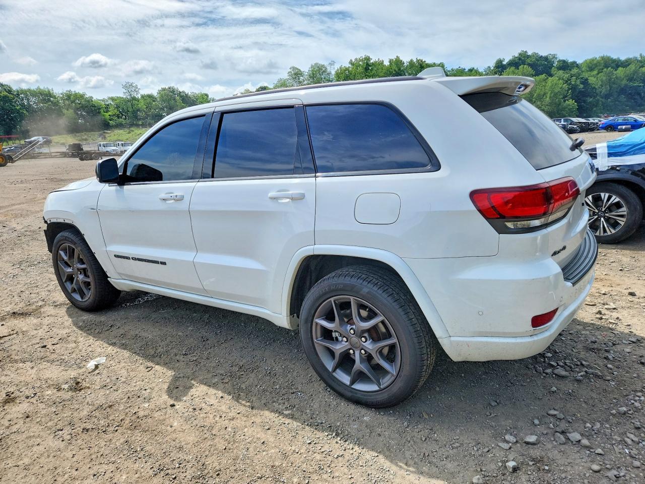 2021 Jeep Grand Cherokee Limited - Фото 2