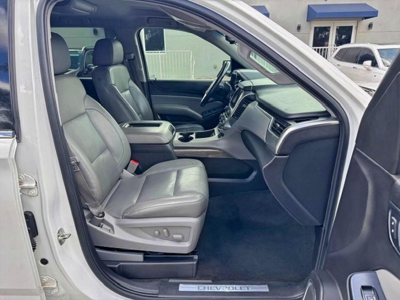 2015 Chevrolet Suburban C1500 Lt - Image 7