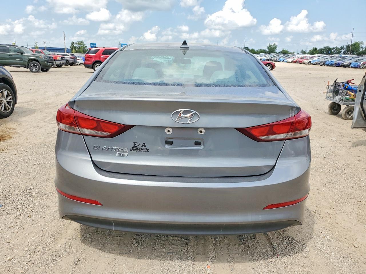 2017 Hyundai Elantra Se - Фото 6