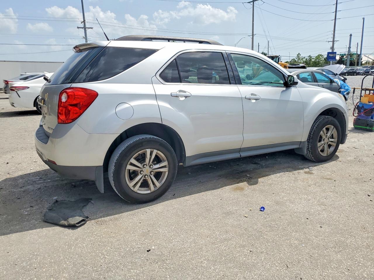 2011 Chevrolet Equinox Lt - Image 3