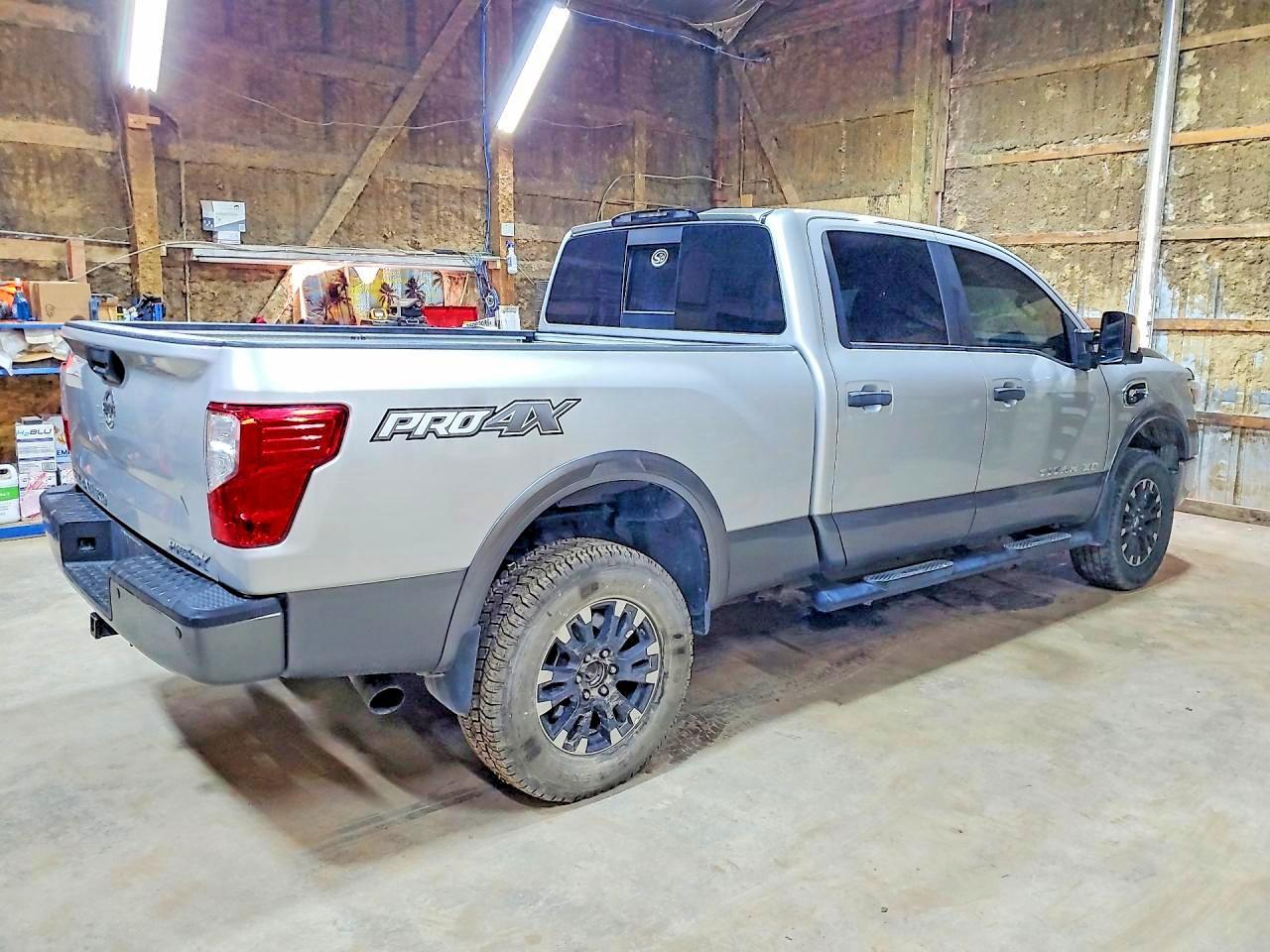 2019 Nissan Titan Xd Pro-4X - Фото 3