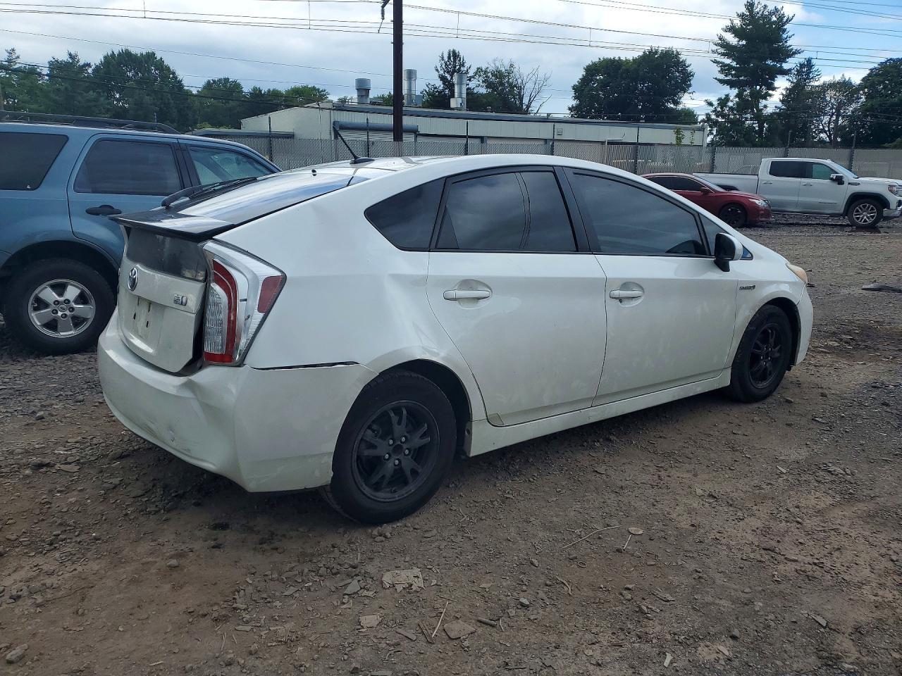 2013 Toyota Prius Persona Series Se - Image 3