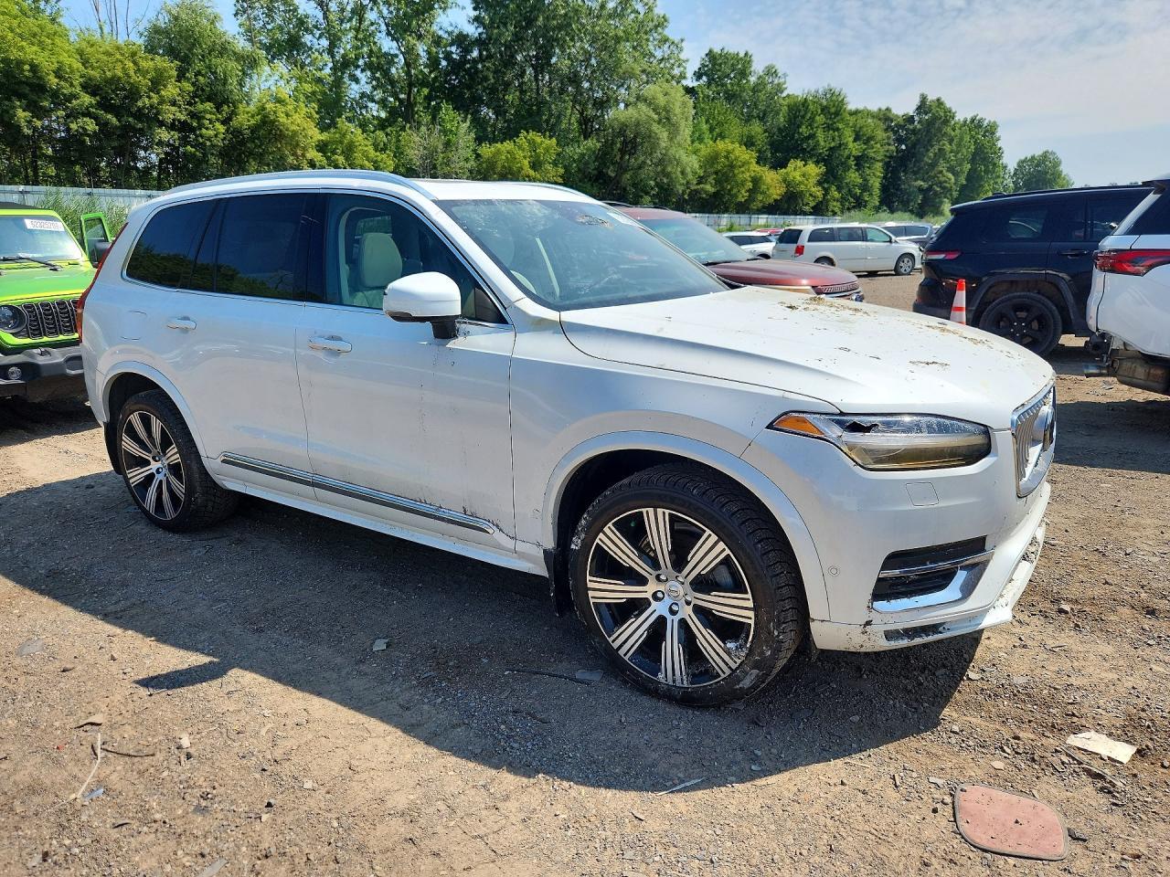 2023 Volvo Xc90 Ultimate - Image 4