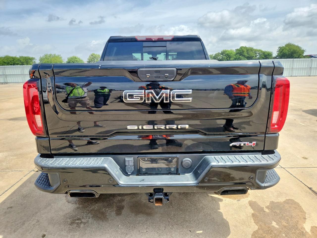 2020 GMC Sierra K1500 At4 - Фото 6