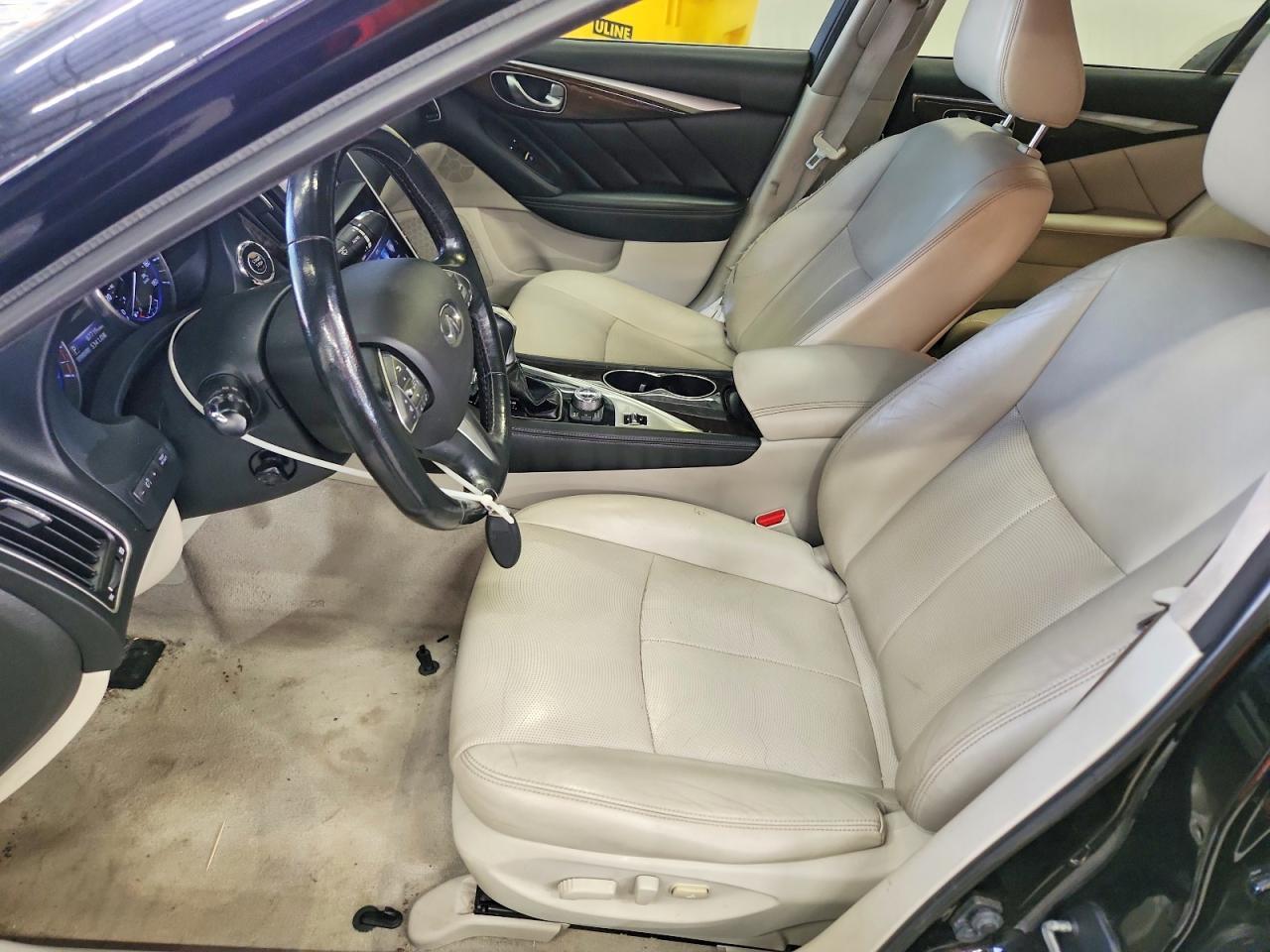 2015 Infiniti Q50 Premium - Image 7