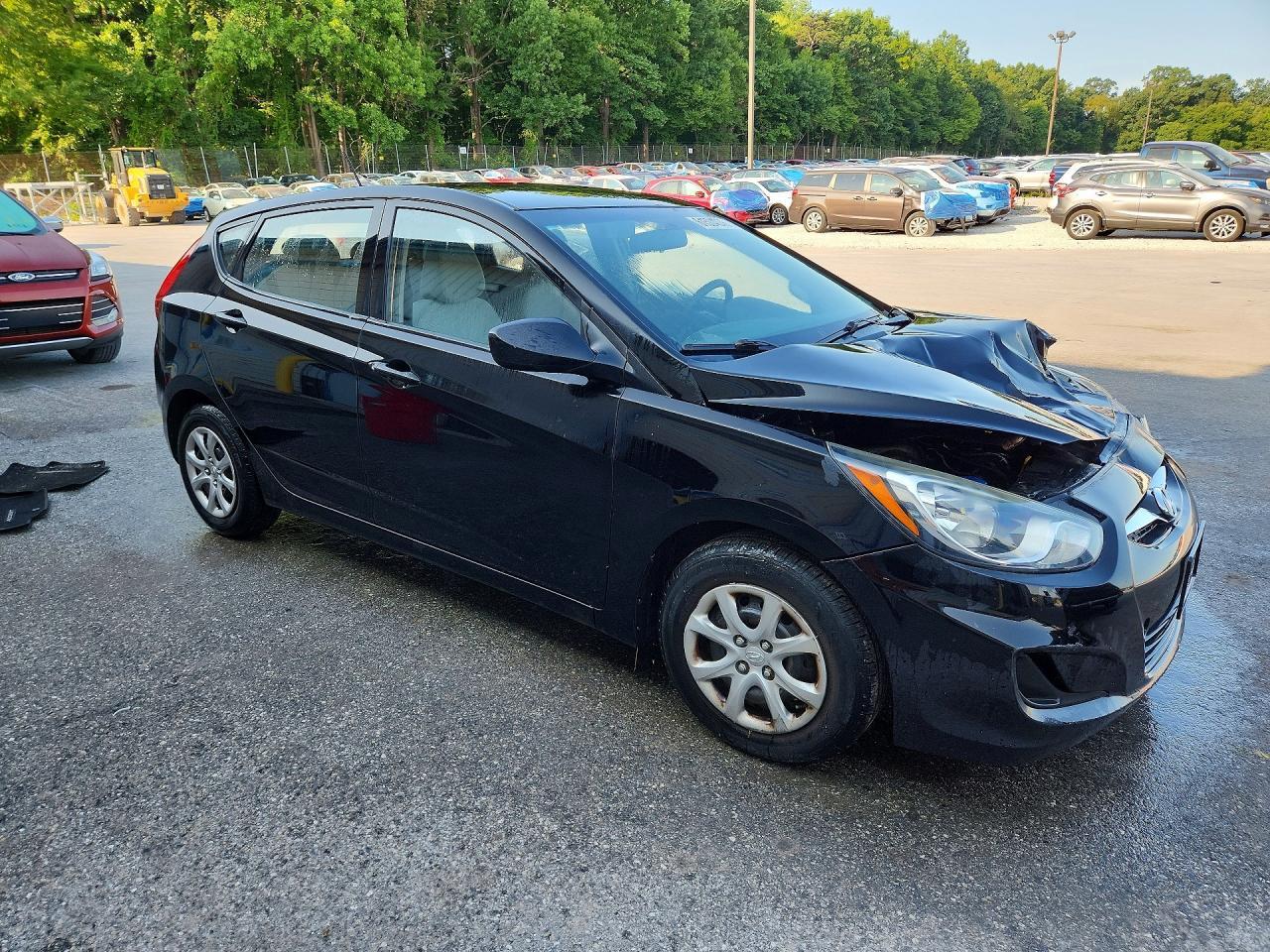 2014 Hyundai Accent Gs - Image 4