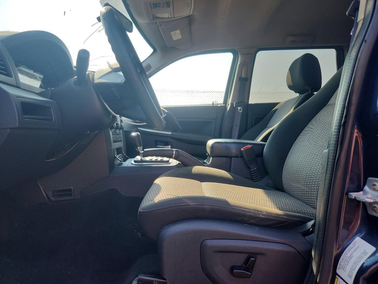 2009 Jeep Grand Cherokee Laredo - Image 7