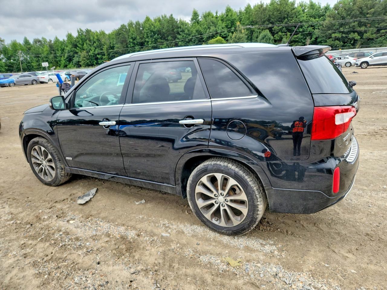2014 Kia Sorento Sx - Image 2