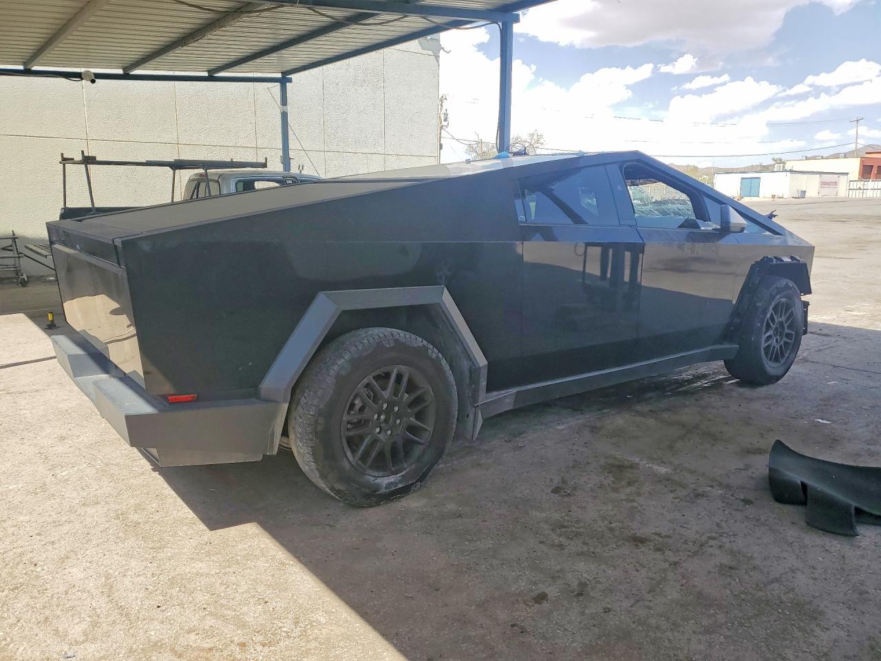 2025 Tesla Cybertruck - Image 3