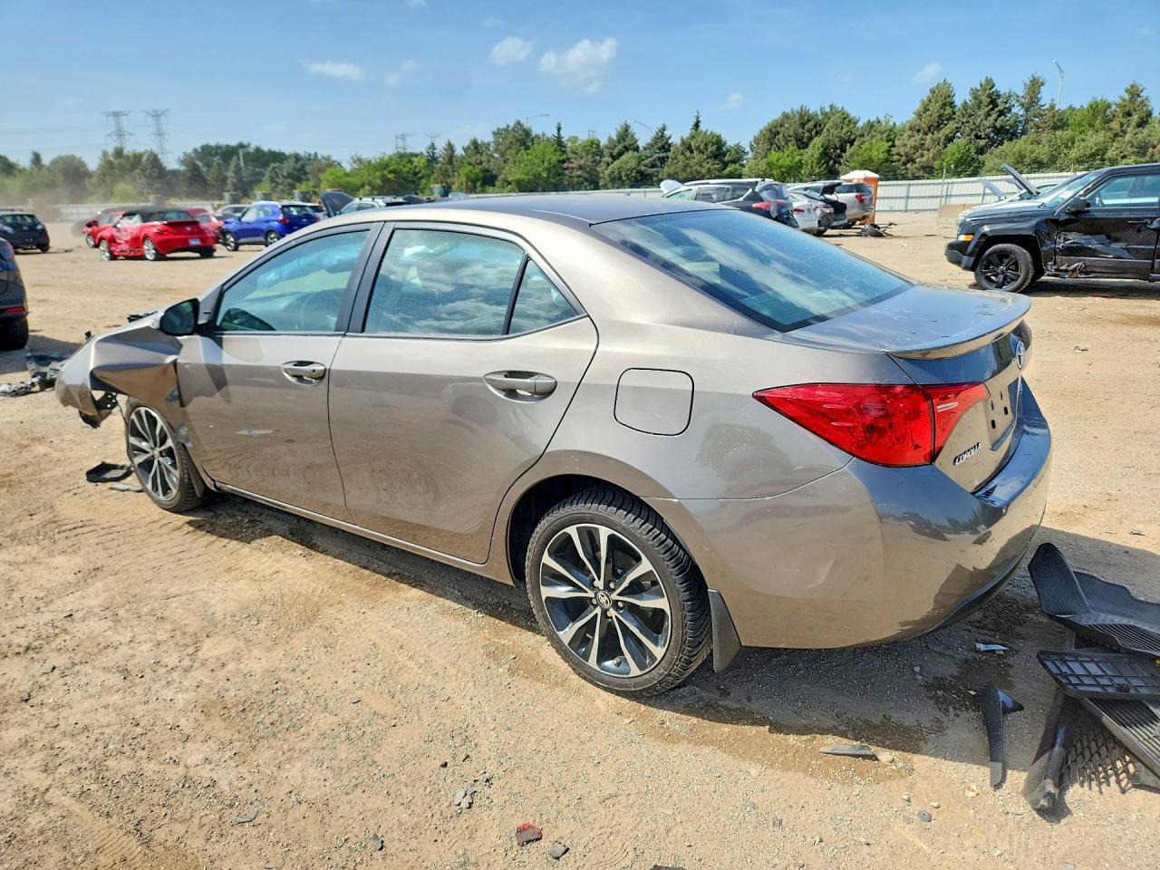 2018 Toyota Corolla Se - Фото 2