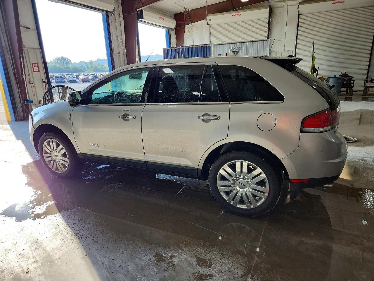 2010 Lincoln Mkx - Фото 2