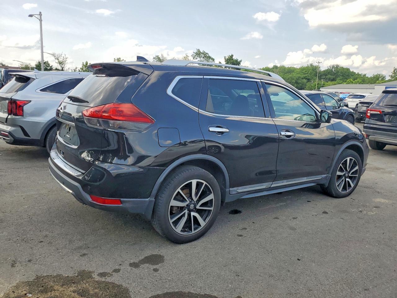 2019 Nissan Rogue Sl - Image 3