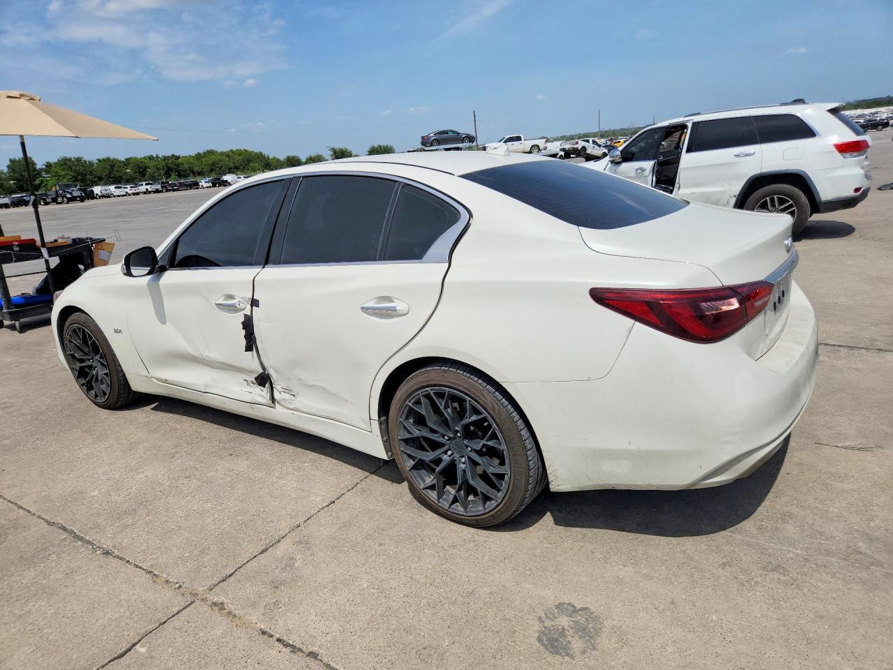 2020 Infiniti Q50 3.0T Luxe - Фото 2