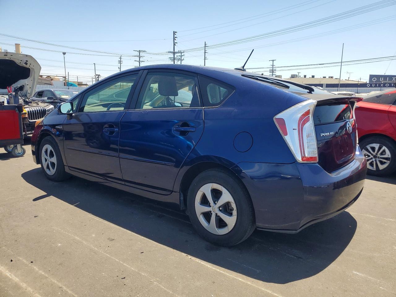 2012 Toyota Prius Four - Image 2