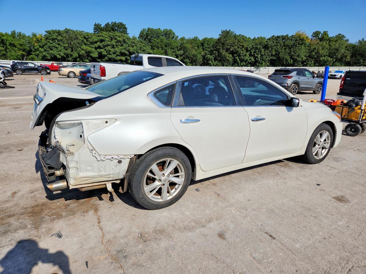 2015 Nissan Altima 2.5 S - Фото 3