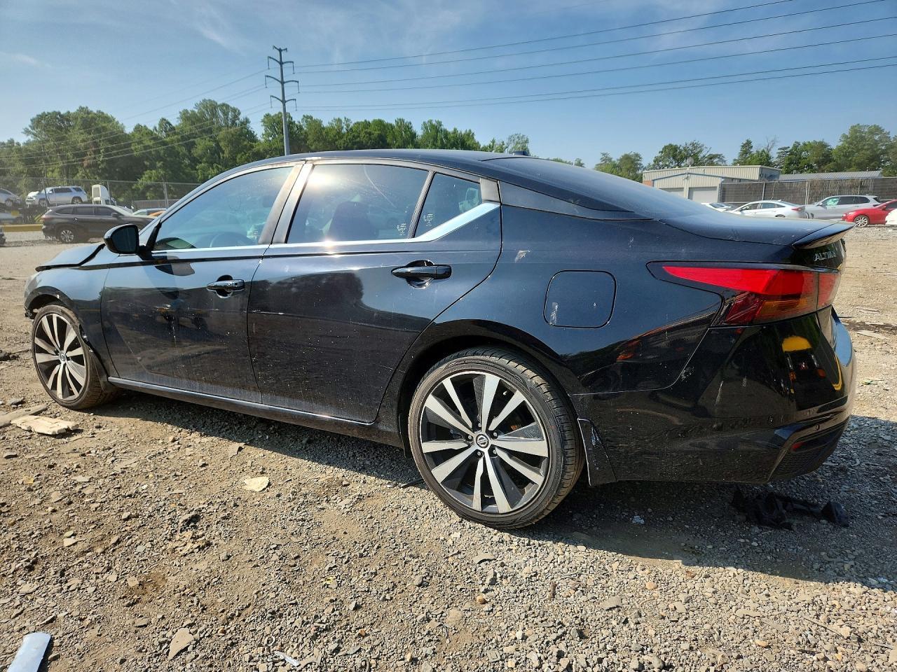 2020 Nissan Altima Sr - Image 2