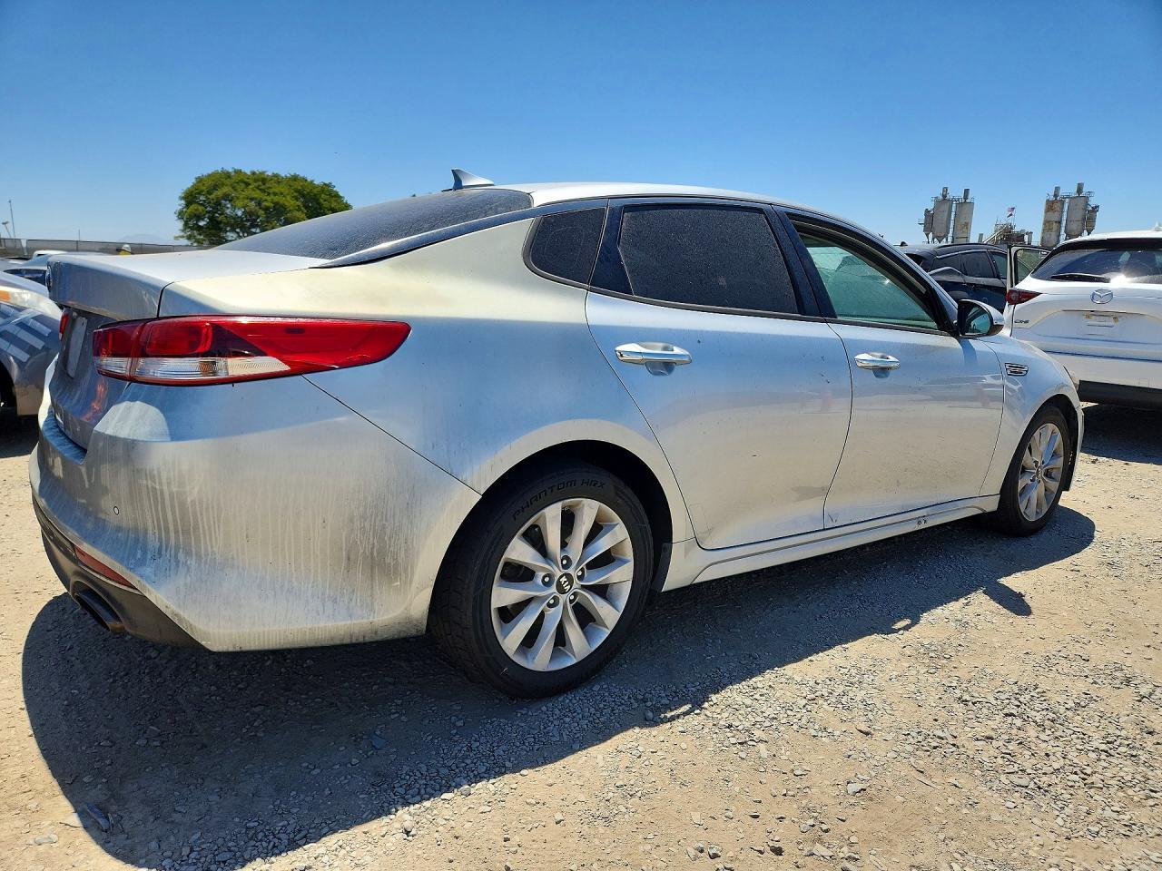 2019 Kia Optima Lx - Image 3