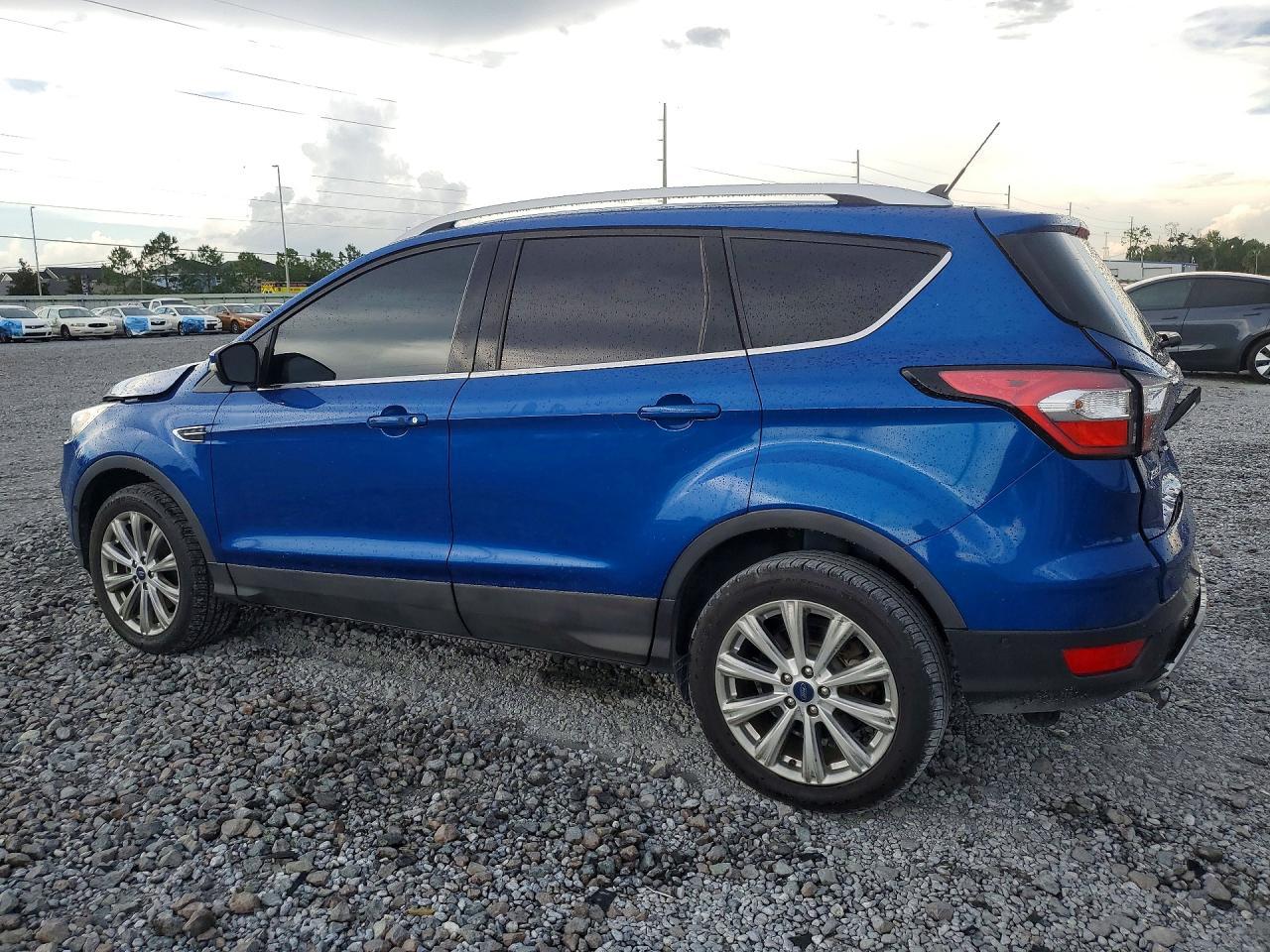 2018 Ford Escape Titanium - Image 2