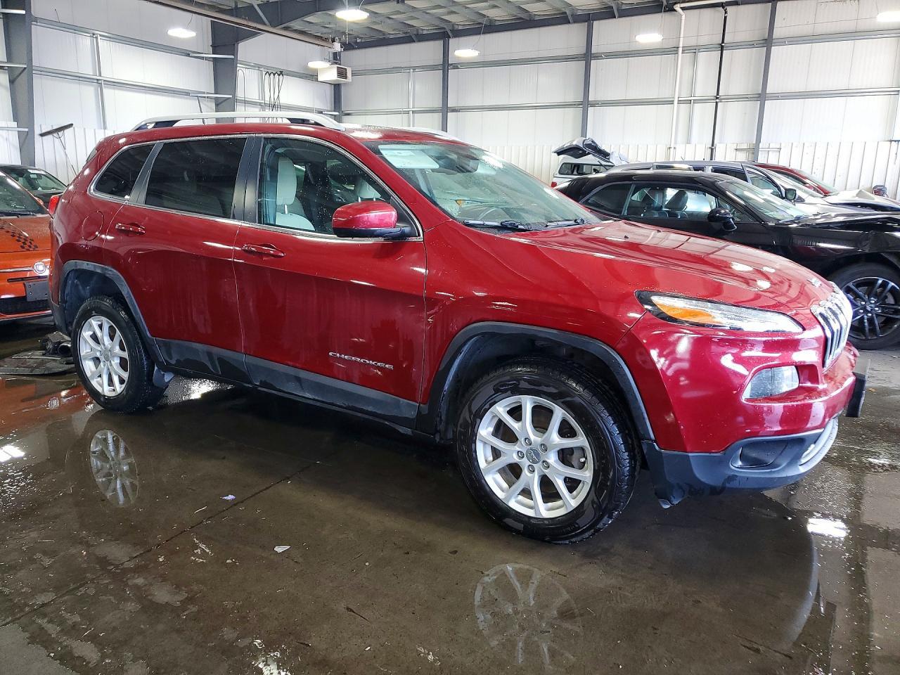 2016 Jeep Cherokee Latitude - Фото 4