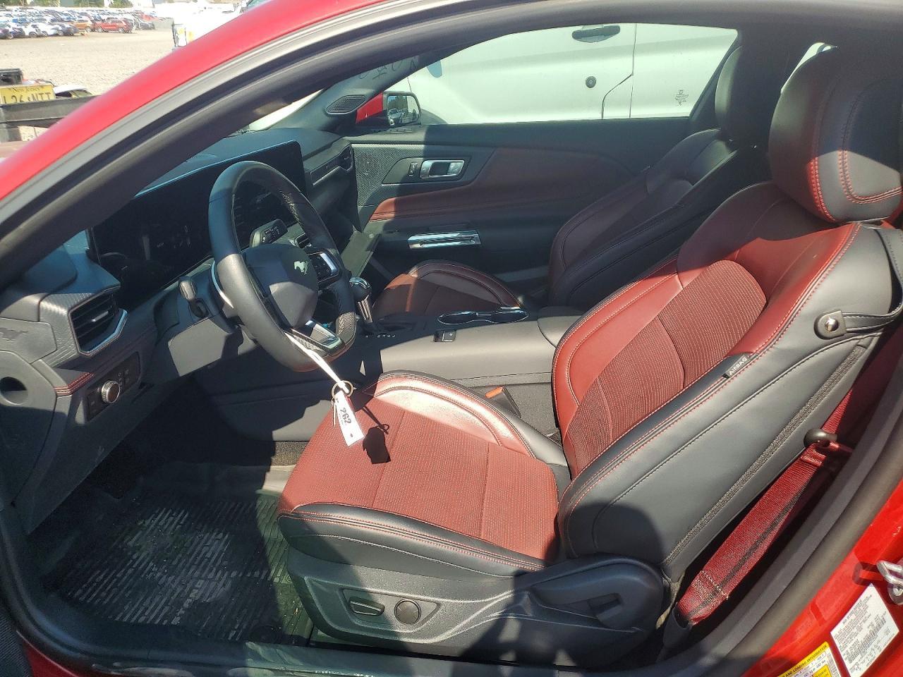 2024 Ford Mustang - Image 7