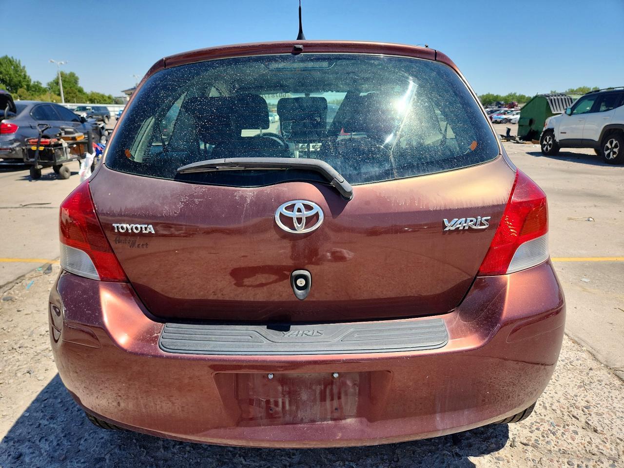 2010 Toyota Yaris Base - Фото 6