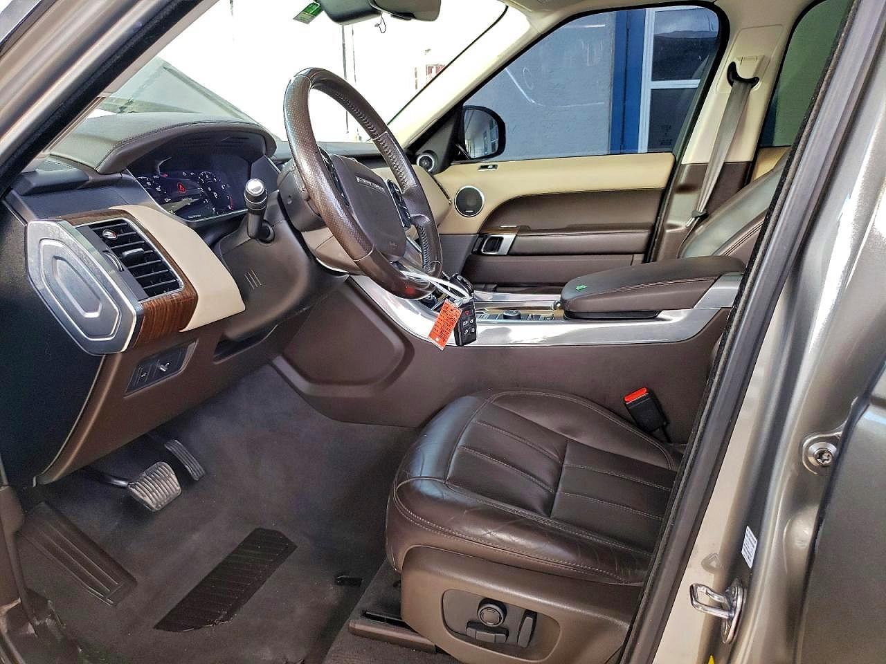 2019 Land Rover Range Rover Sport Hse - Image 7