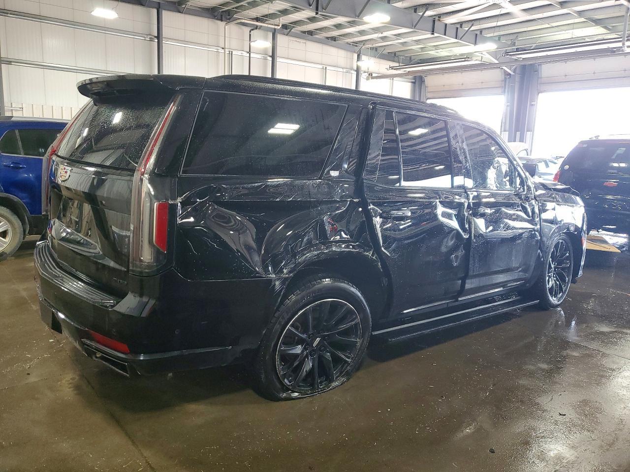 2023 Cadillac Escalade Sport Platinum - Image 3