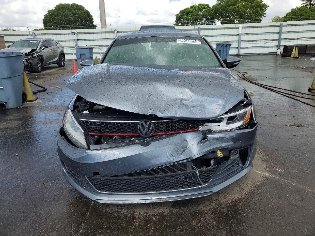 2015 Volkswagen Jetta Gli - Image 5
