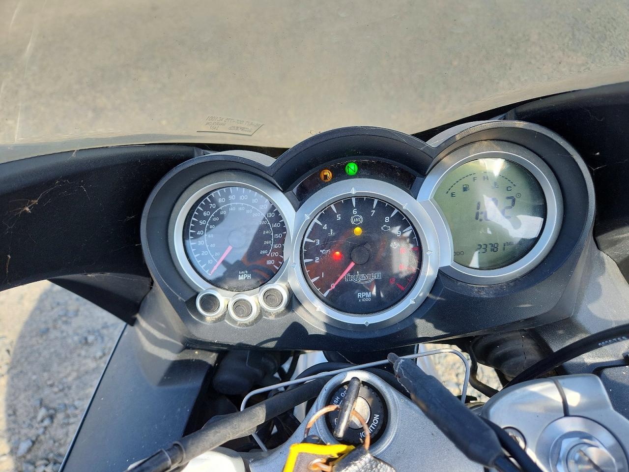 2008 Triumph Motorcycle Sprint St - Фото 7