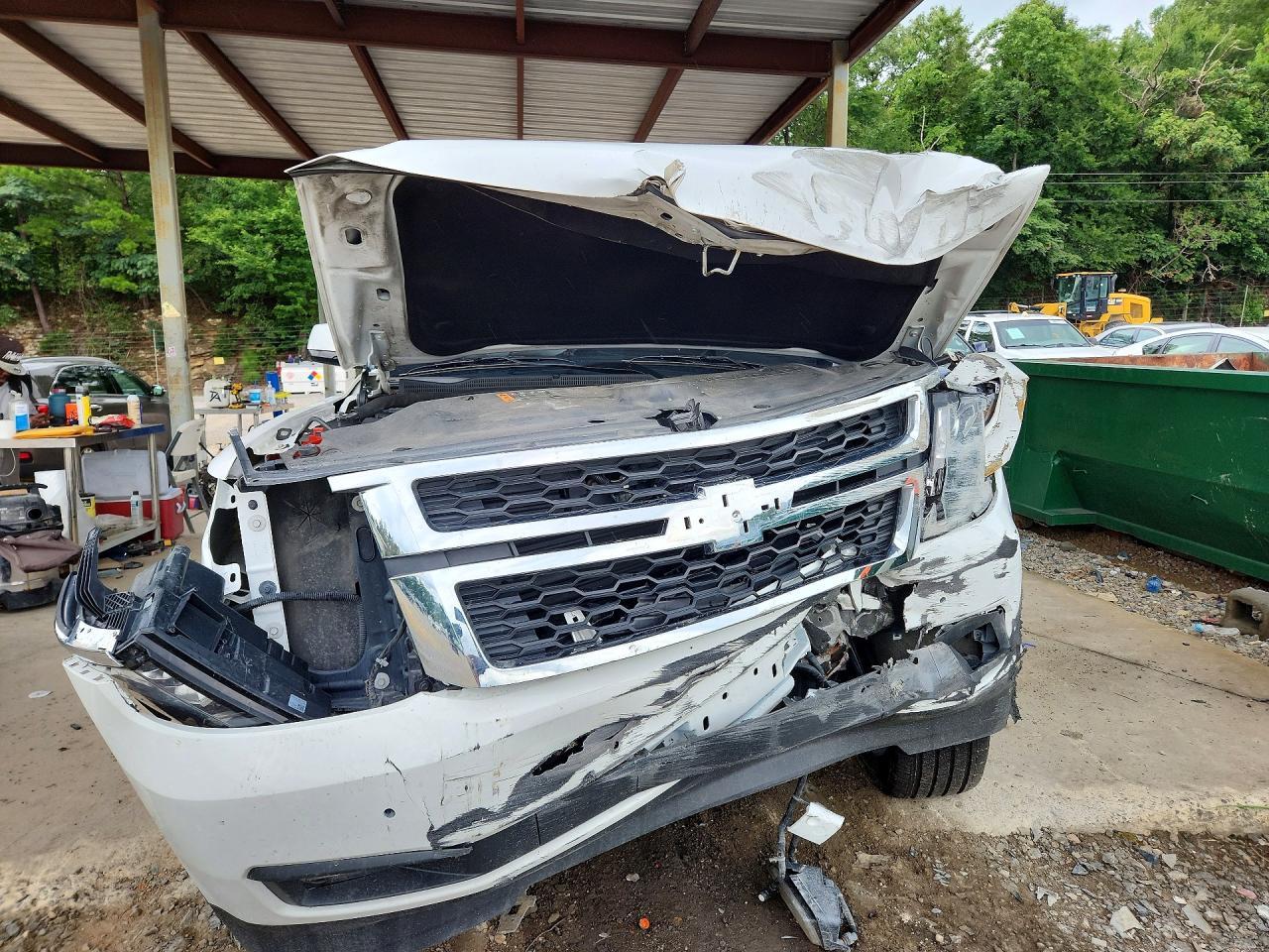 2018 Chevrolet Suburban K1500 Lt - Image 5