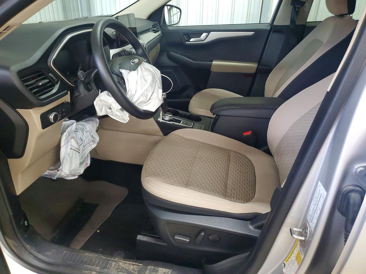 2020 Ford Escape Se - Фото 7