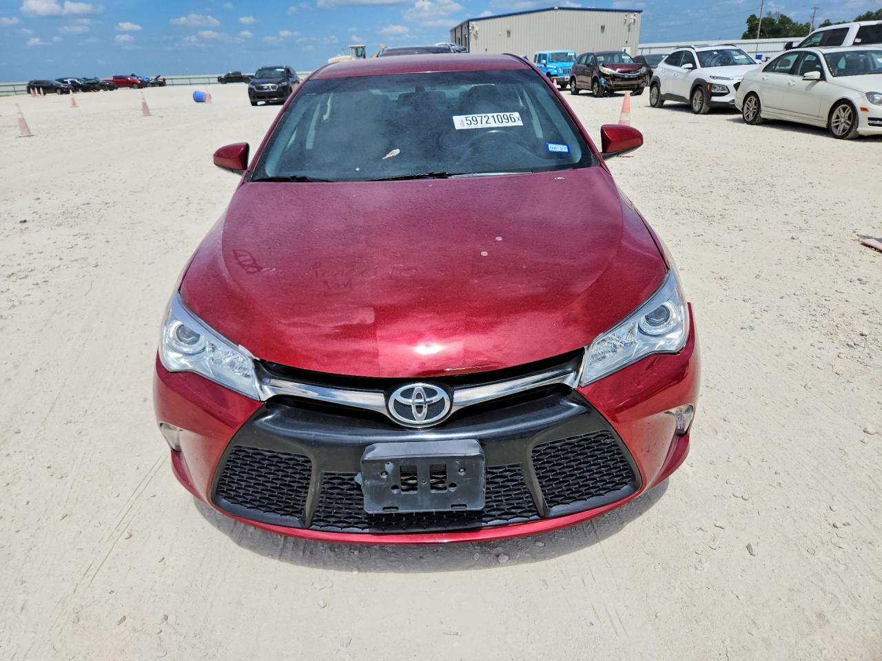 2017 Toyota Camry Se - Фото 5