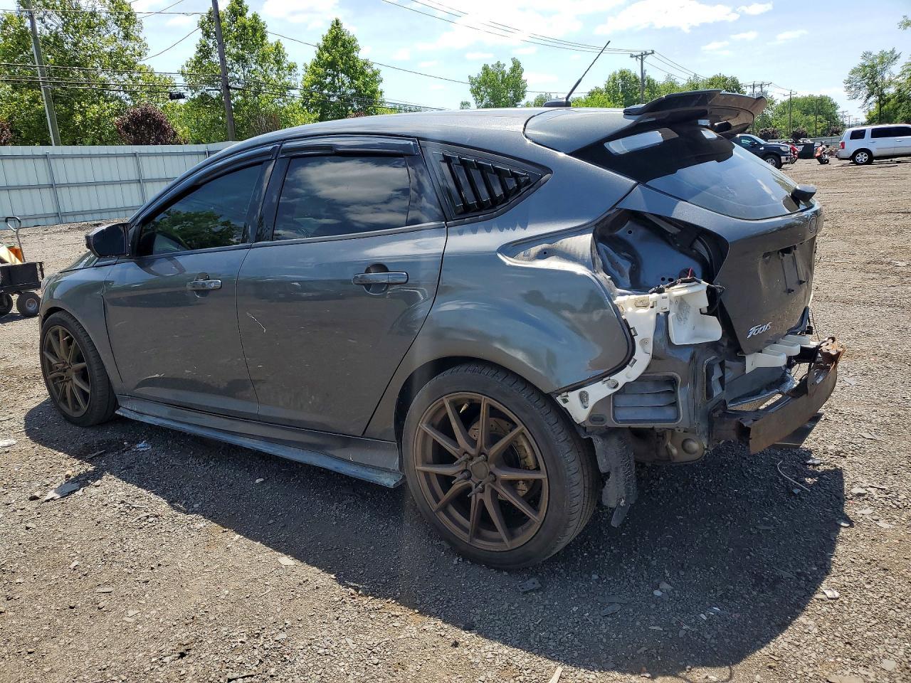 2017 Ford Focus St - Image 2